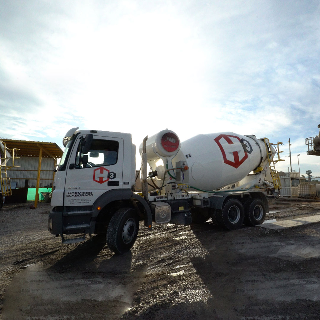 Camión mixer H3 para entrega de hormigón elaborado